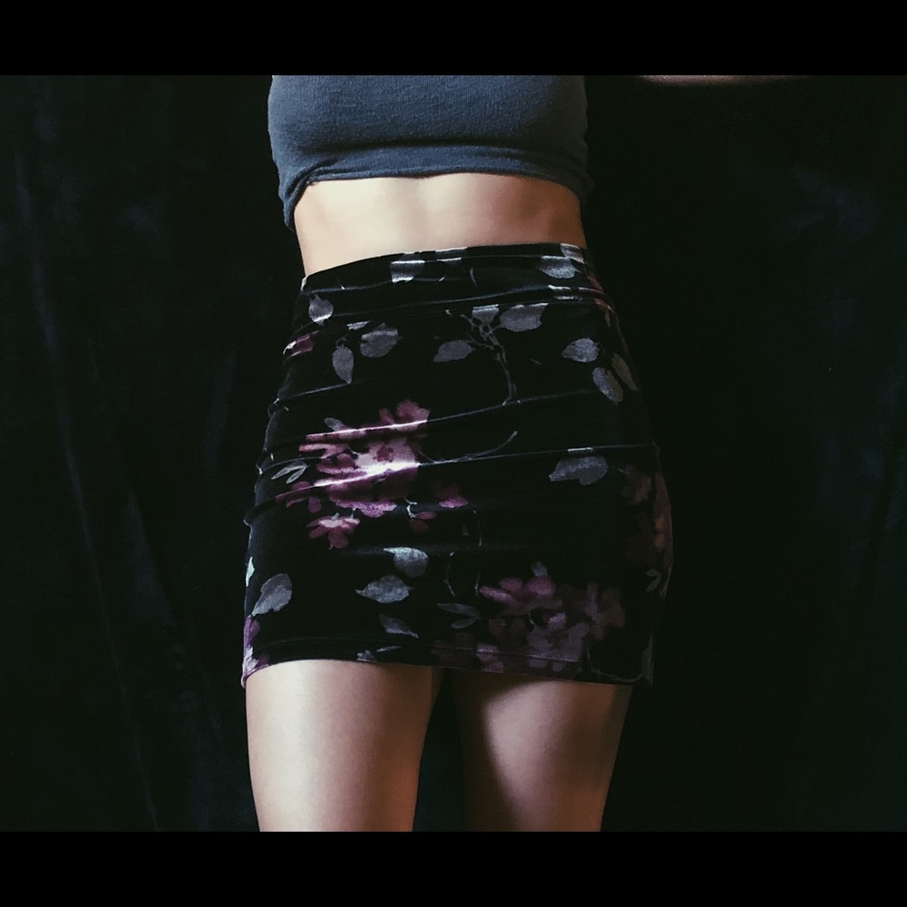 floral velvet mini skirt